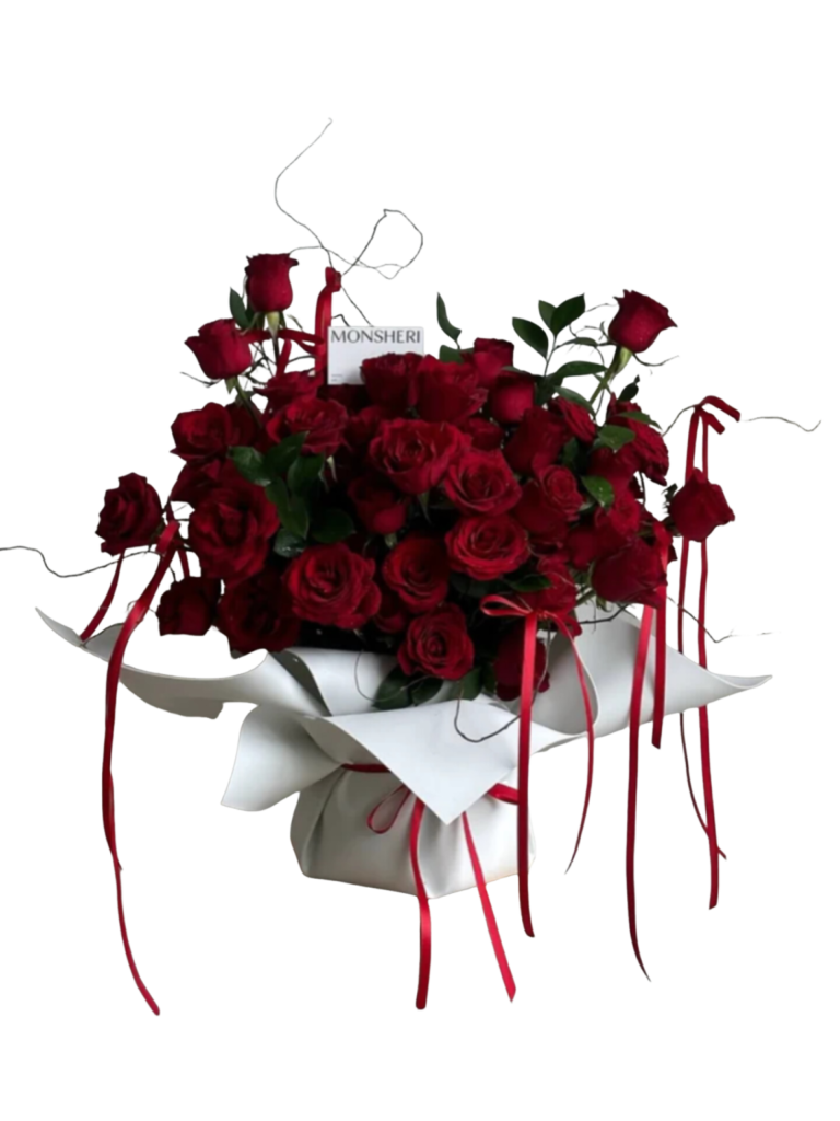 دسته گل رز قرمز